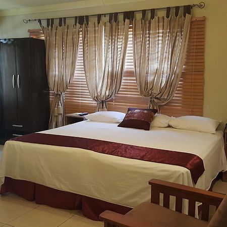 Savannah Maison Guest House Port of Spain Dış mekan fotoğraf