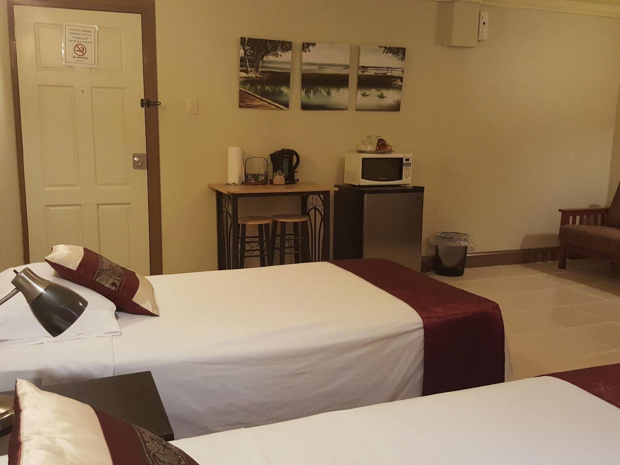 Savannah Maison Guest House Port of Spain Dış mekan fotoğraf
